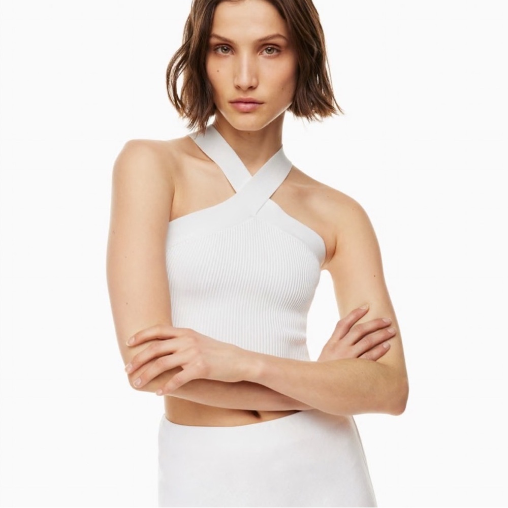 Aritzia Babaton white crop top. Criss cross detailing. Size small